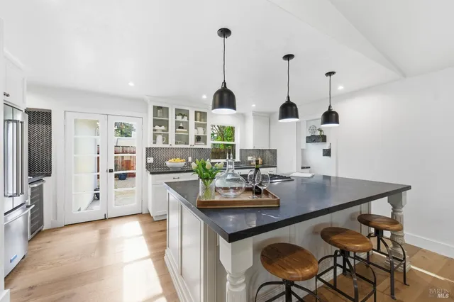 $2,595,000 | 1123 Oak Avenue, St. Helena, CA 94574