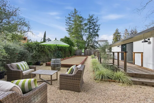$2,595,000 | 1123 Oak Avenue, St. Helena, CA 94574