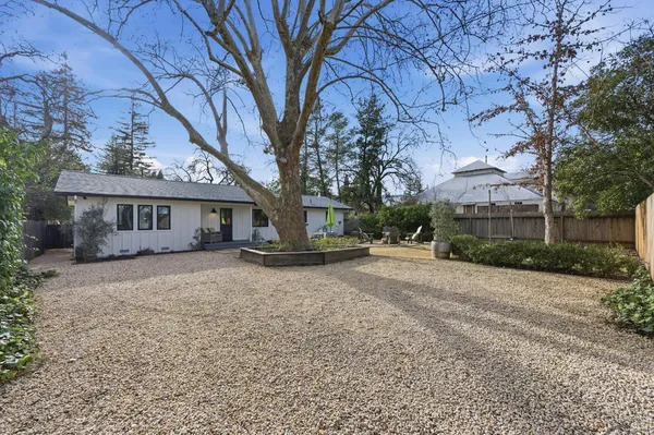 $2,595,000 | 1123 Oak Avenue, St. Helena, CA 94574