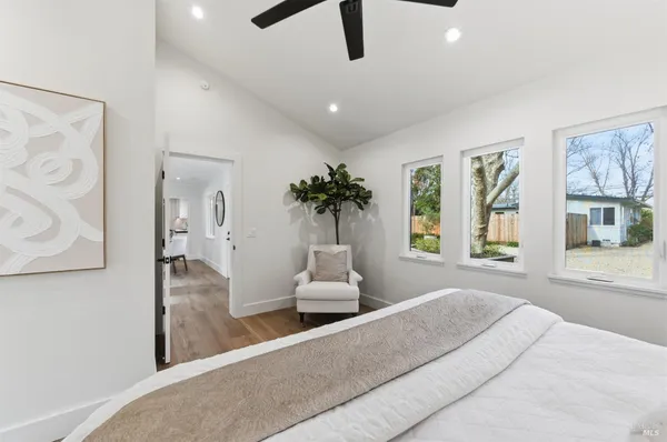 $2,595,000 | 1123 Oak Avenue, St. Helena, CA 94574