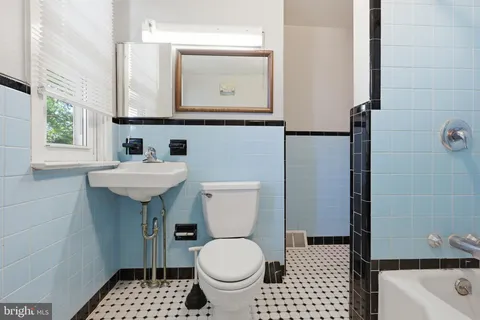 $275,000 | 529 South Harrison Street, Wilmington, DE 19805