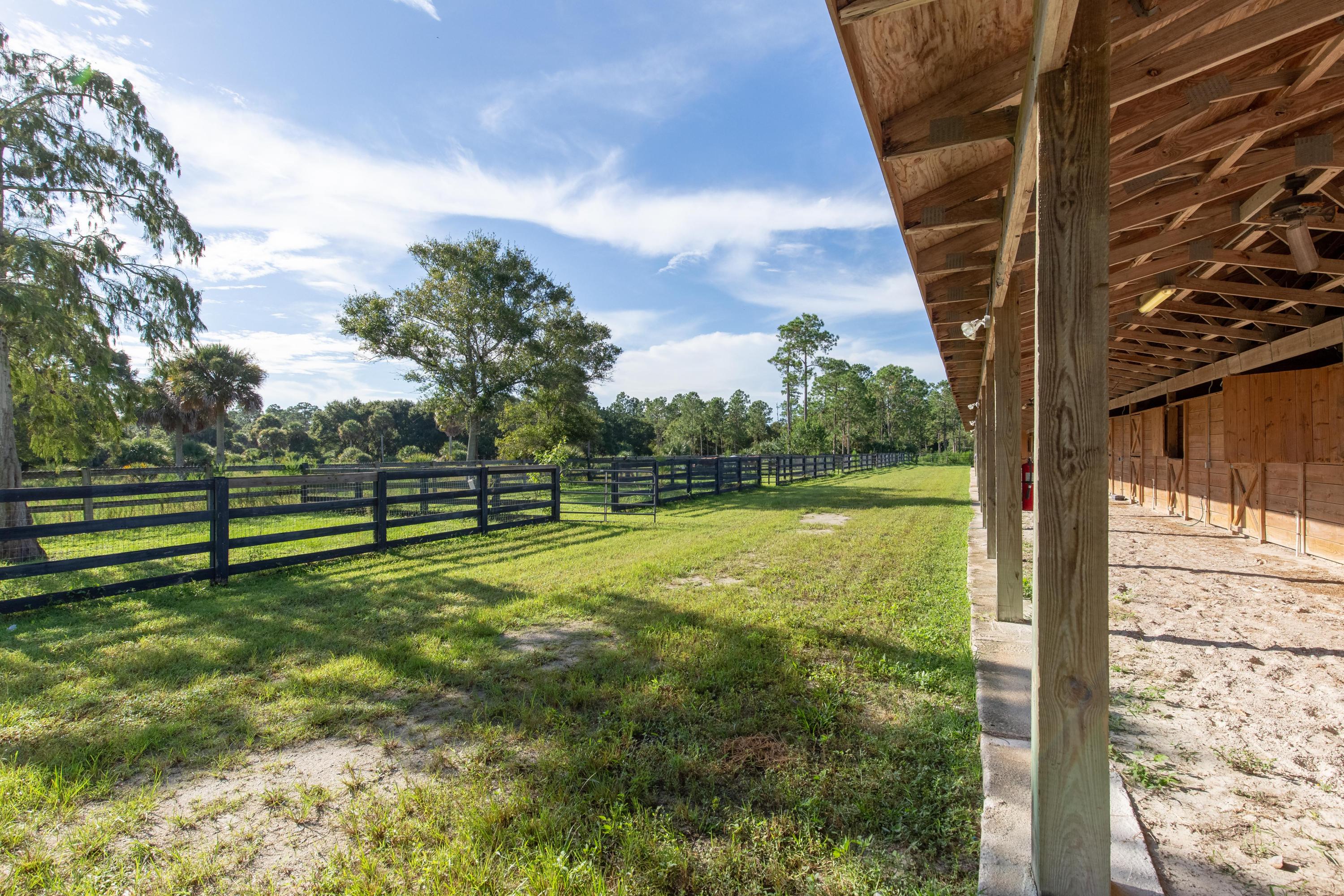 556 B Road Loxahatchee Groves, FL 33470 - Photo 12 of 12 3