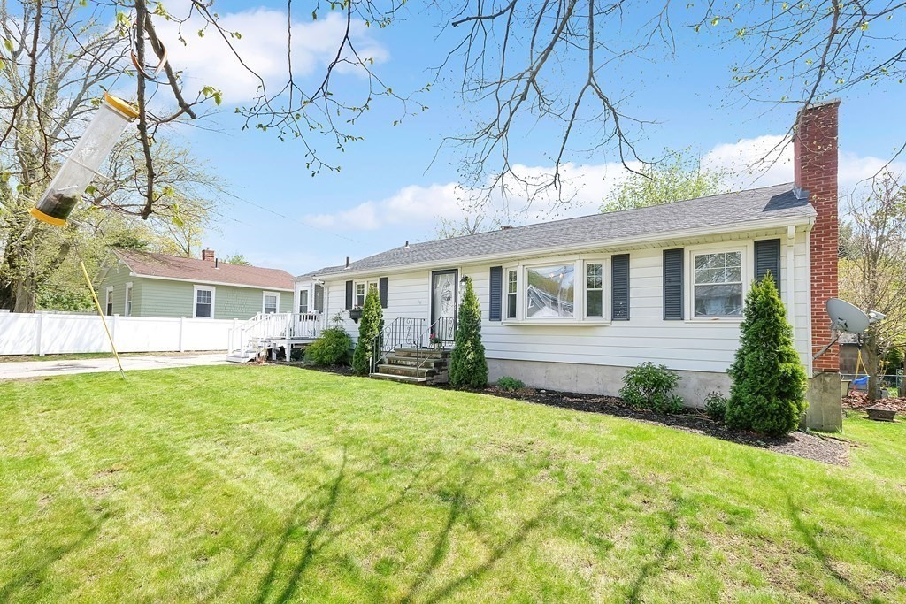 5 Piehl Avenue Worcester, MA 01606 - Photo 2 of 31