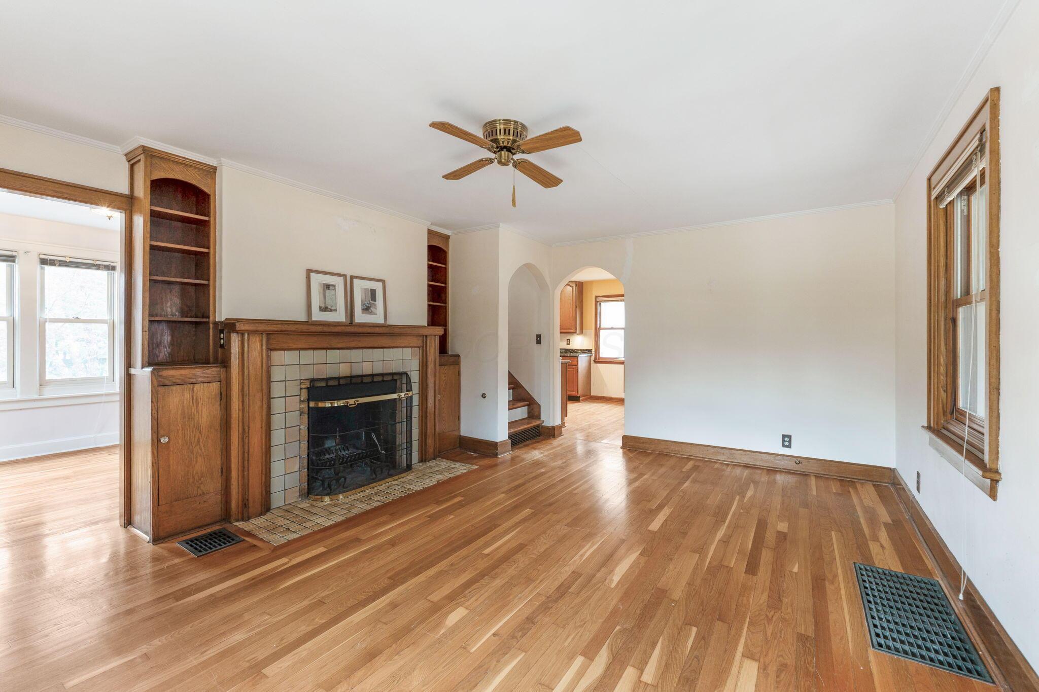 4419 Reed Road Columbus, OH 43220 - Photo 8 of 43 4419 Reed Rd (Interior)-1