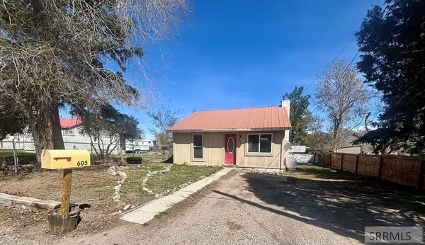 $245,000 | 605 Neyman Street, Salmon, ID 83467
