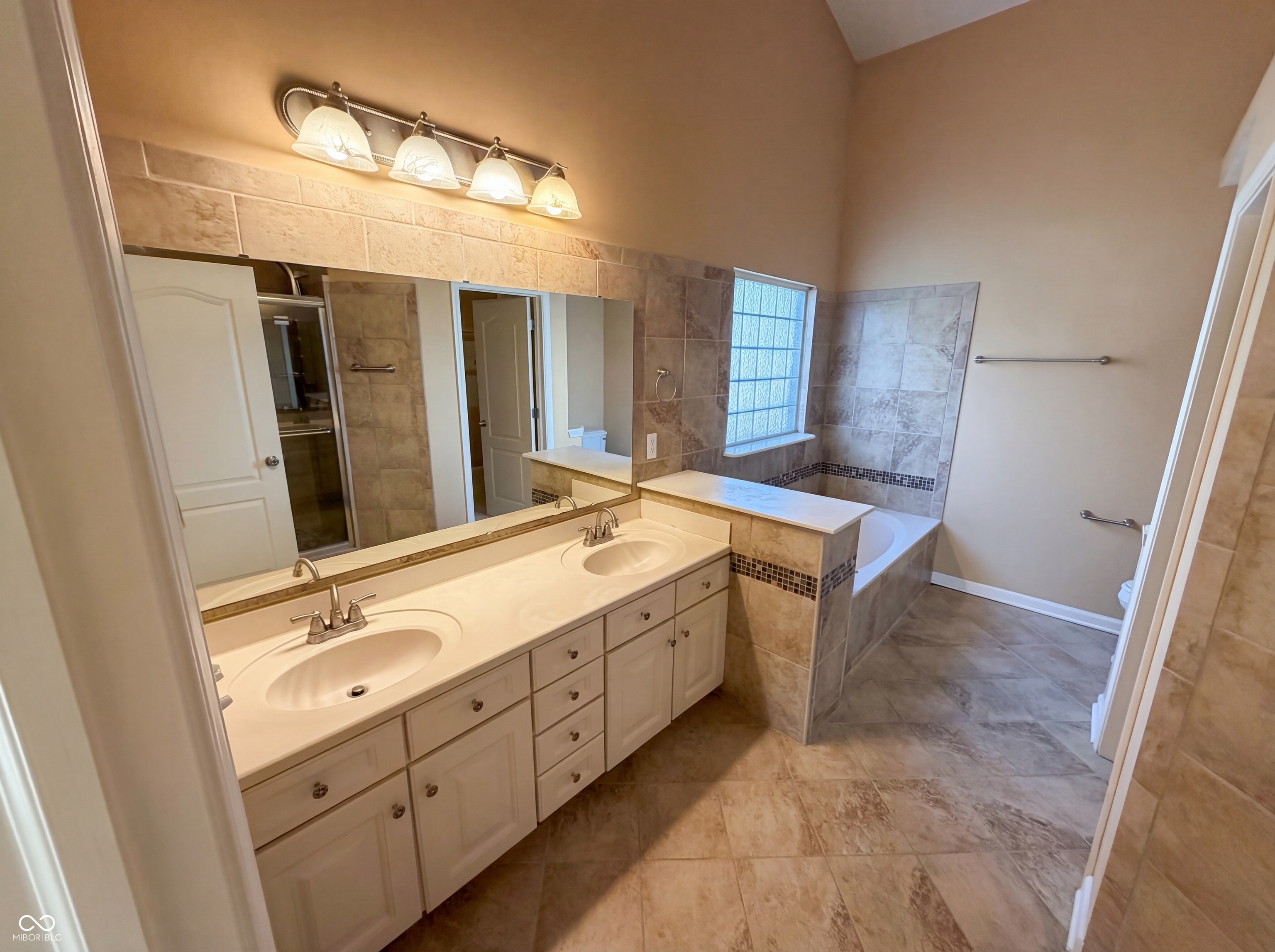 13167 Roma Bend Westfield, IN 46074 - Photo 6 of 24