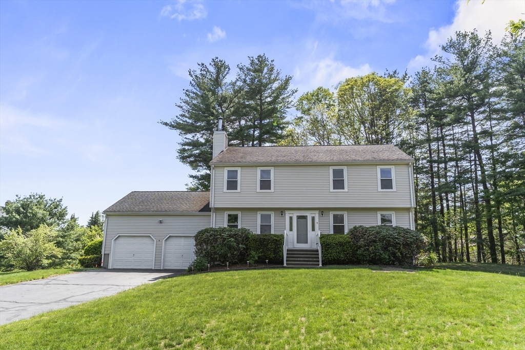 9 Northbriar Road Acton, MA 01720 - Photo 2 of 32