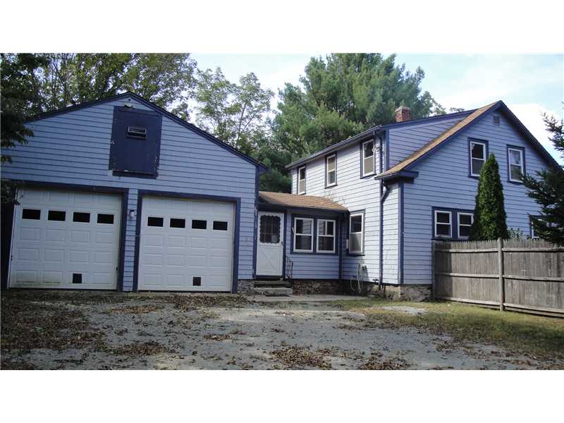 1168 Middle Road East Greenwich, RI 02818 - Photo 3 of 25 Parking Lot/Garage.