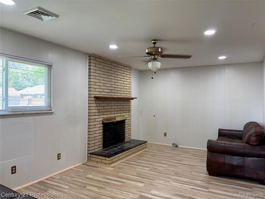 8105 Busch Street Center Line, MI 48015 - Photo 4 of 15 Gallery Image 4