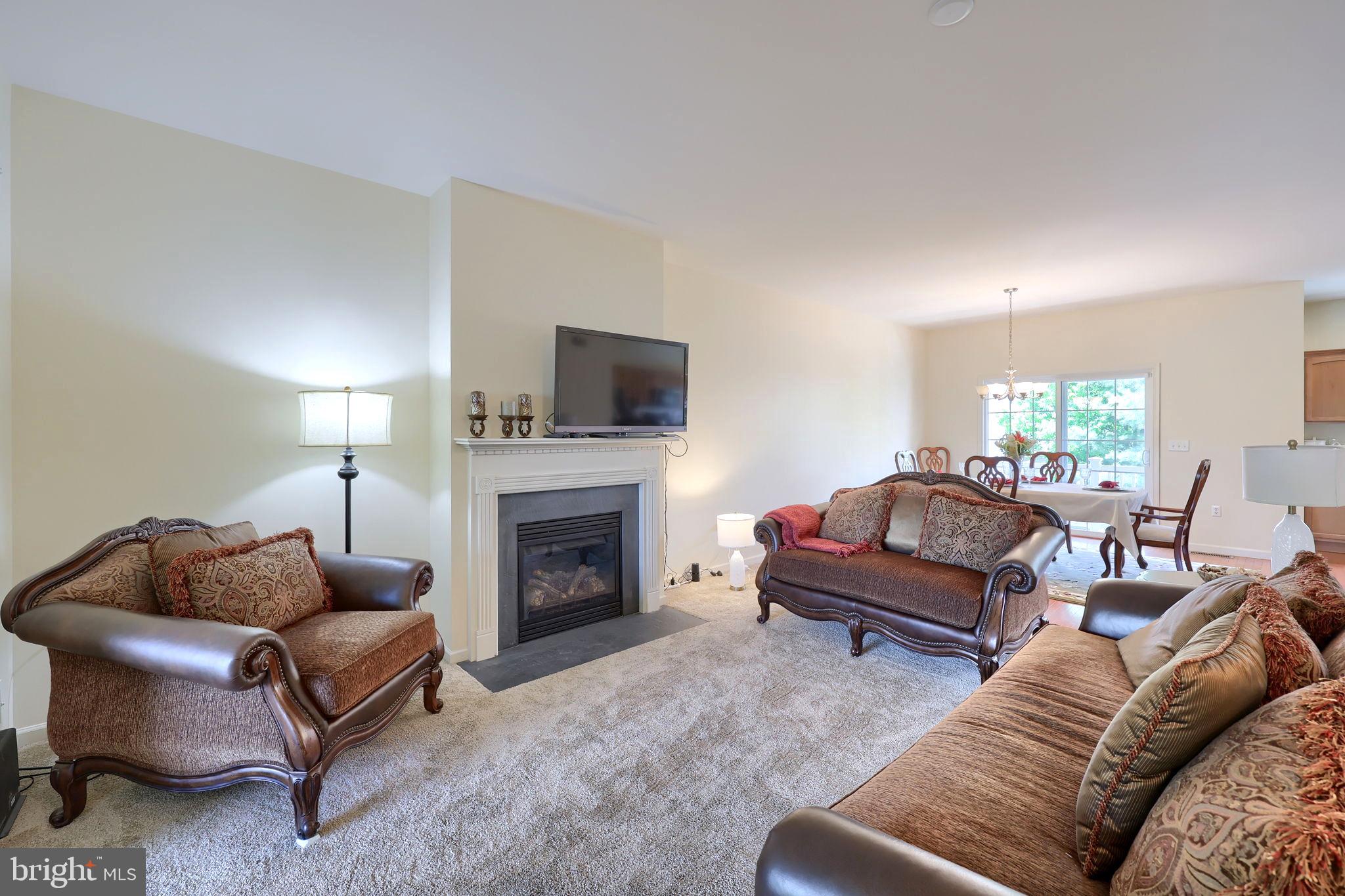 616 Petersburg Road Lancaster, PA 17601 - Photo 9 of 40 Living Room