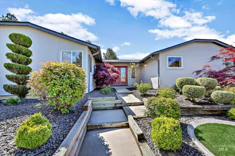 $1,495,000 | 709 East Braemere Road, Boise, ID 83702