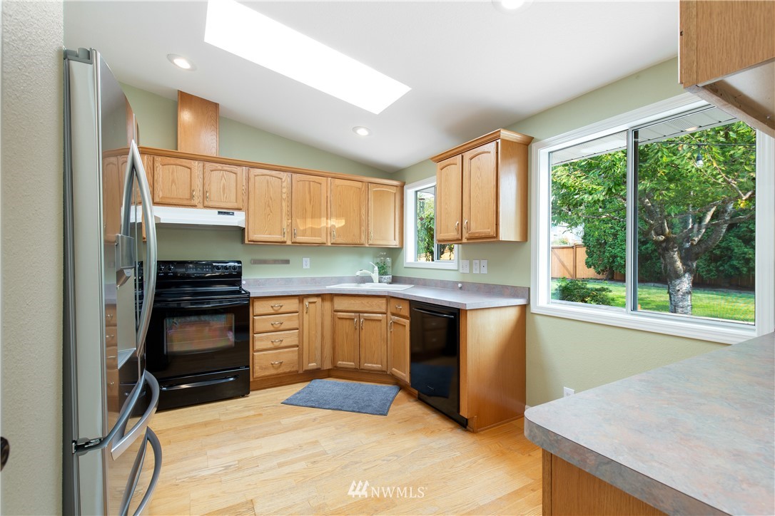 22417 14th Place West Bothell, WA 98021 - Photo 10 of 30