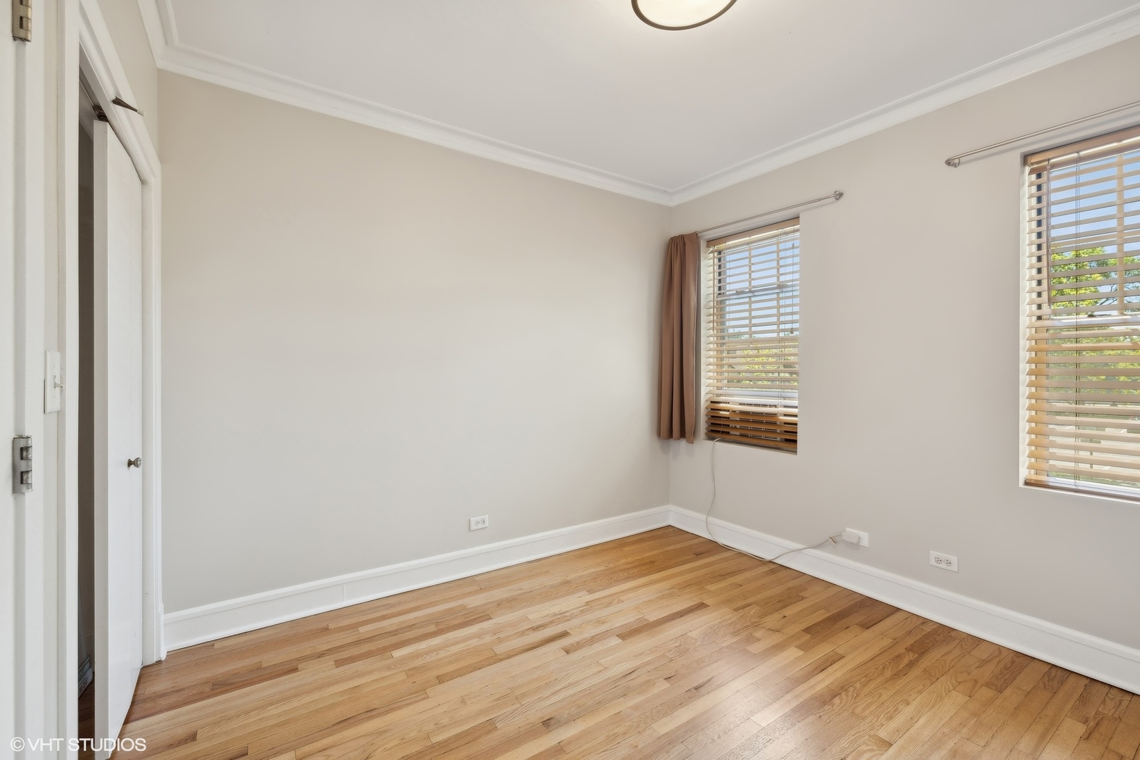 70 Pine Avenue, Unit 1A Riverside, IL 60546 - Photo 9 of 22