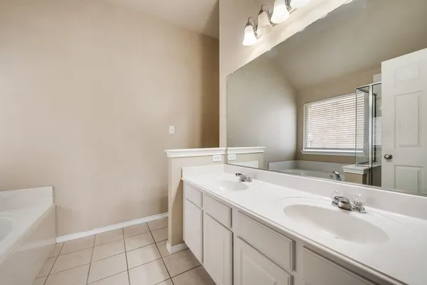 $2,300 | 3121 Blue Sage Drive, McKinney, TX 75071