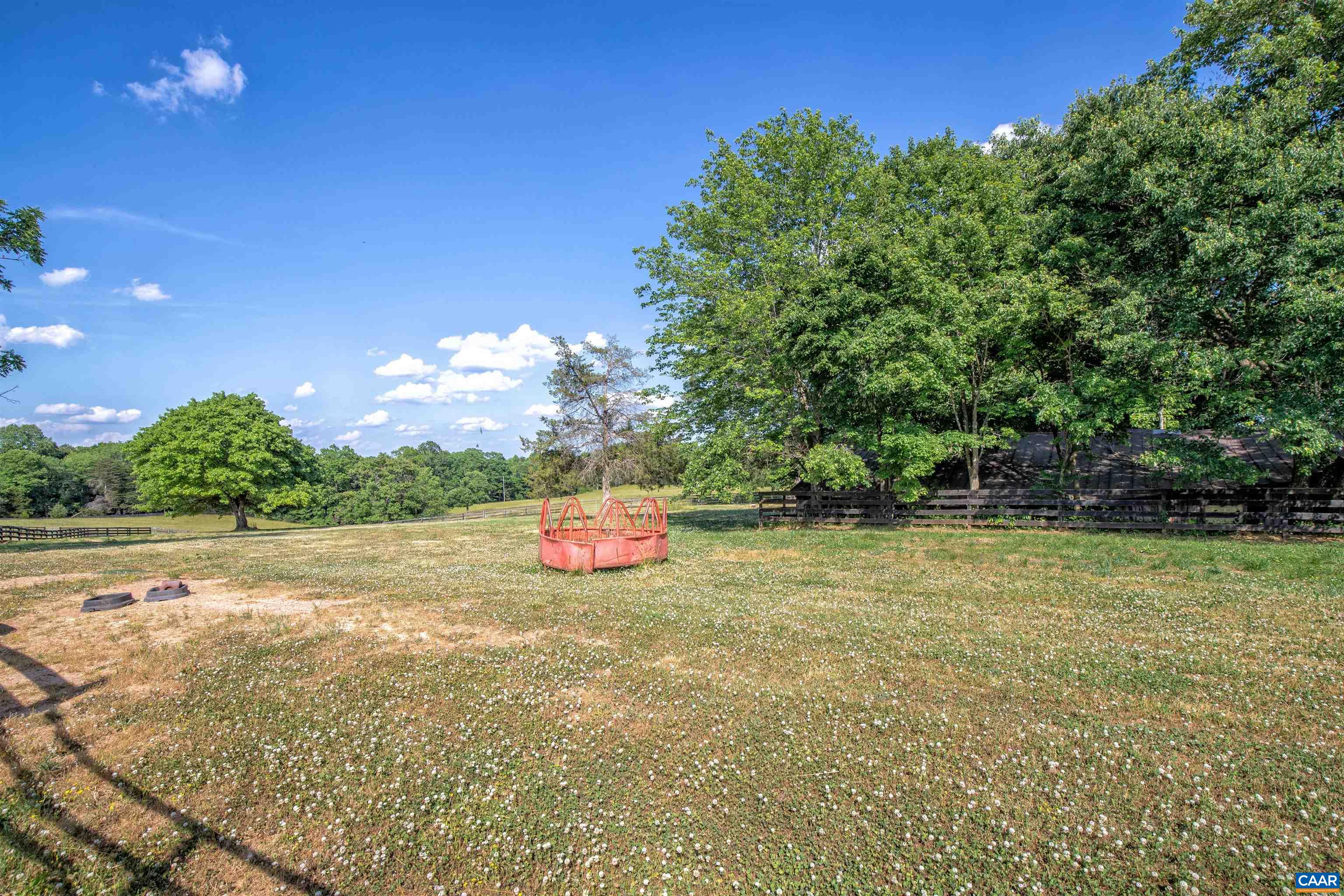 39 Dunsford Lane Dillwyn, VA 23936 - Photo 18 of 75 a view of a outdoor space
