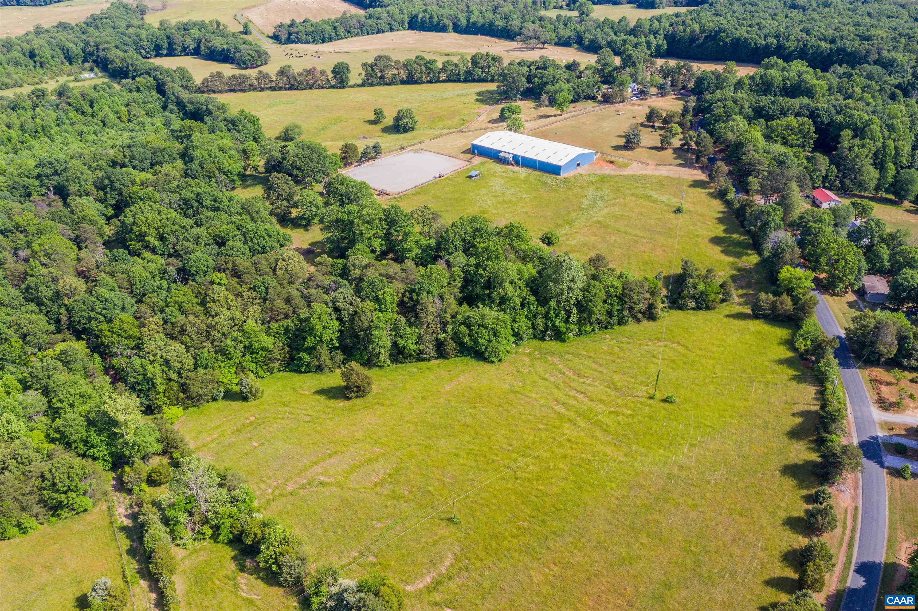39 Dunsford Lane Dillwyn, VA 23936 - Photo 60 of 75 a view of an outdoor space and swimming pool