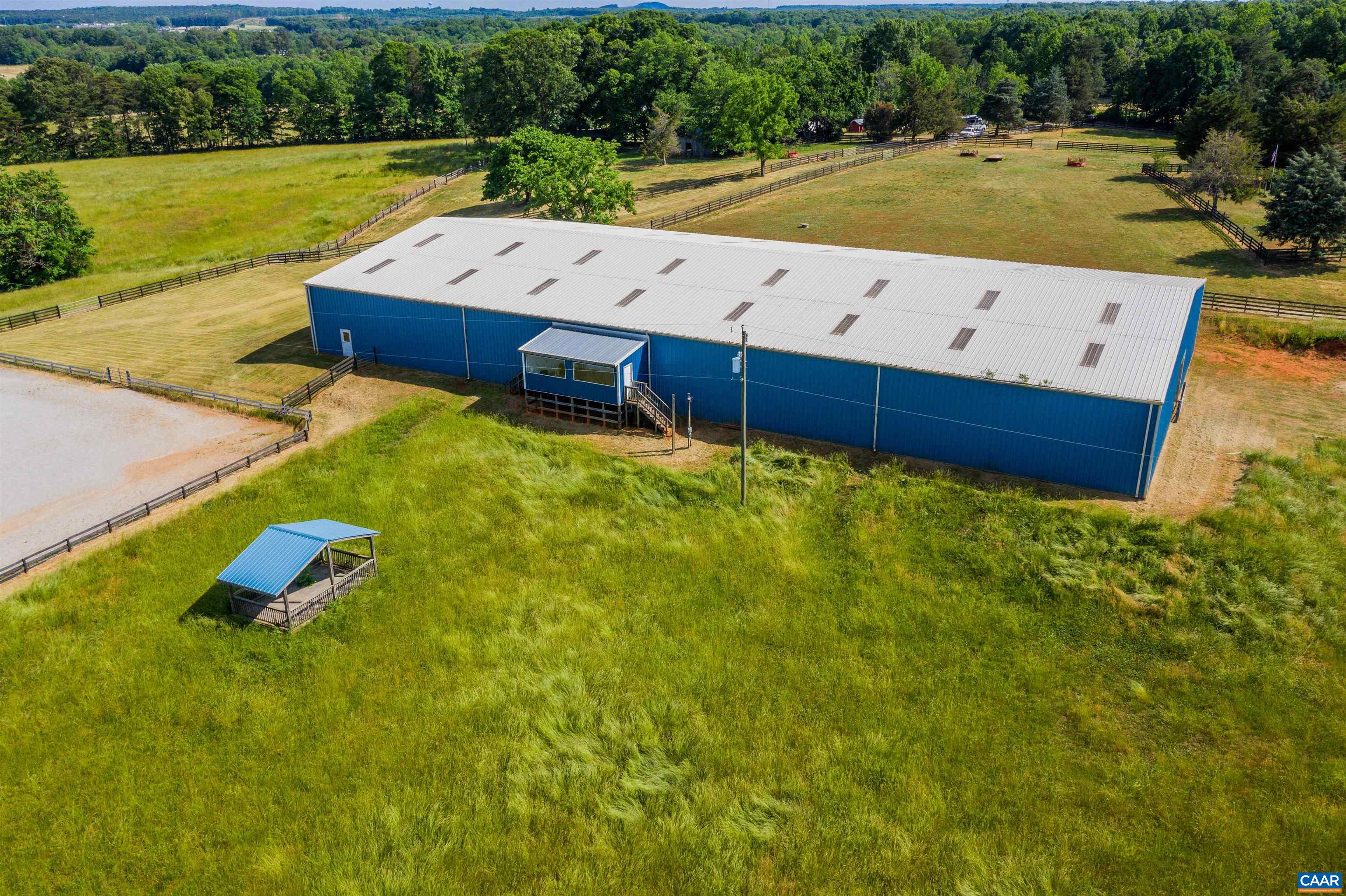39 Dunsford Lane Dillwyn, VA 23936 - Photo 65 of 75 a view of a big yard with an ocean view