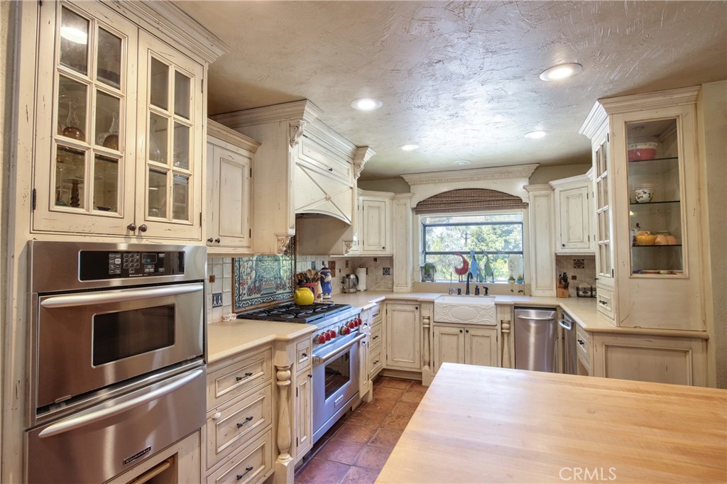 35010 Santa Rita Road Temecula, CA 92592 - Photo 6 of 43 Gallery Image 6