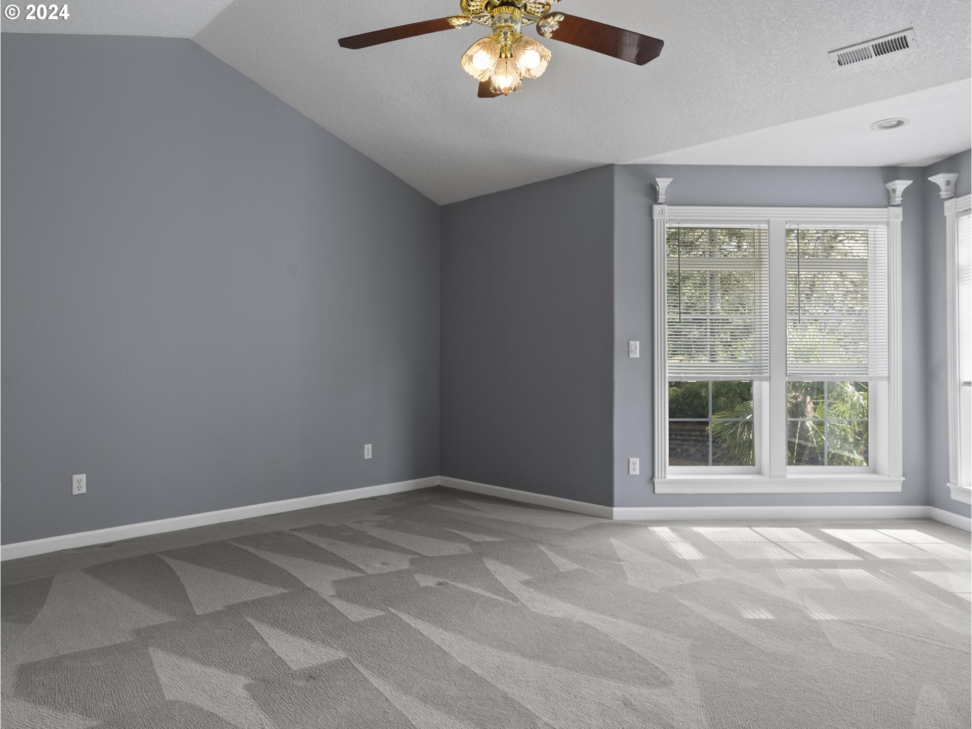 39700 Hood Street Sandy, OR 97055 - Photo 20 of 44 Gallery Image 20