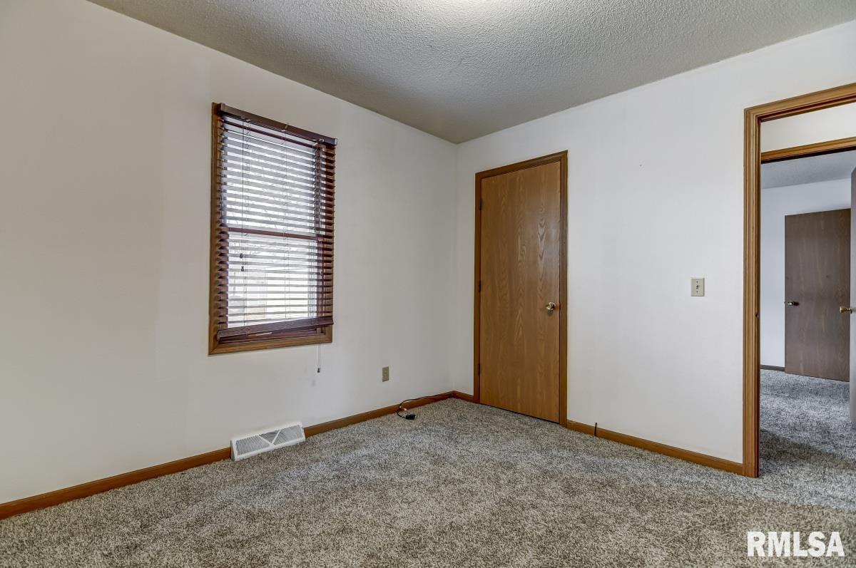 1809 North 20th Street Springfield, IL 62702 - Photo 19 of 29