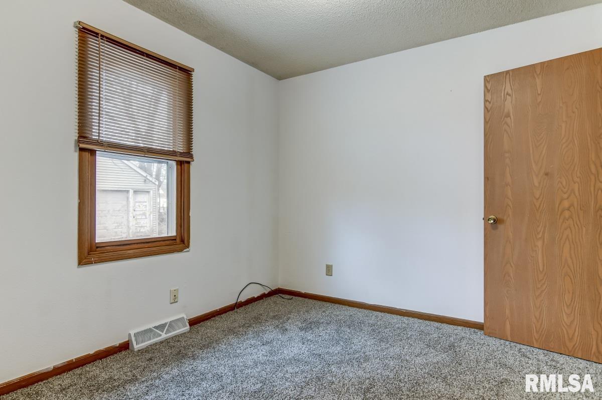 1809 North 20th Street Springfield, IL 62702 - Photo 24 of 29