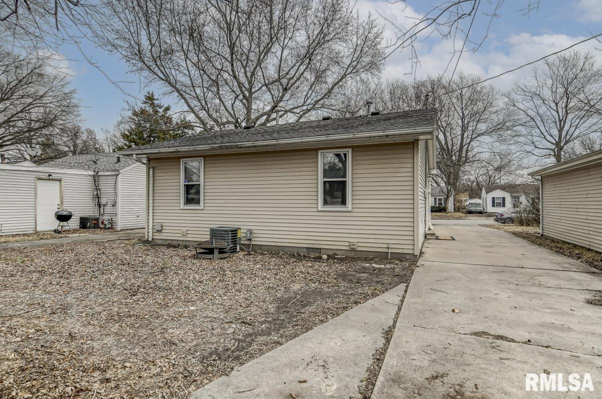 1809 North 20th Street Springfield, IL 62702 - Photo 26 of 29