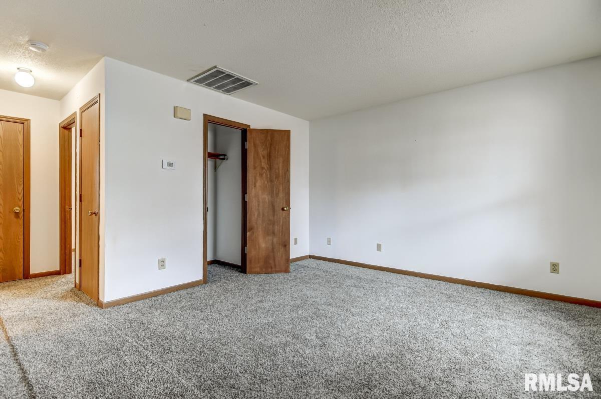 1809 North 20th Street Springfield, IL 62702 - Photo 8 of 29