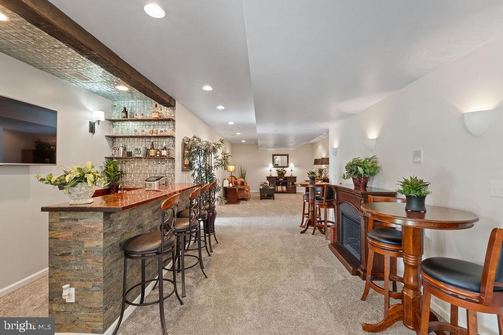 7609 Baileys Road Spotsylvania, VA 22551 - Photo 5 of 111 bar on lower level