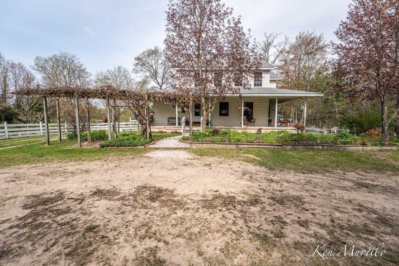 1519 North Roscommon Road Roscommon, MI 48653 - Photo 2 of 72 1519 N Roscommon-08