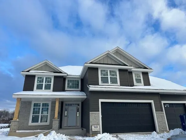 $764,990 | N58-w25990 Autumn Court, Lisbon, WI 53089