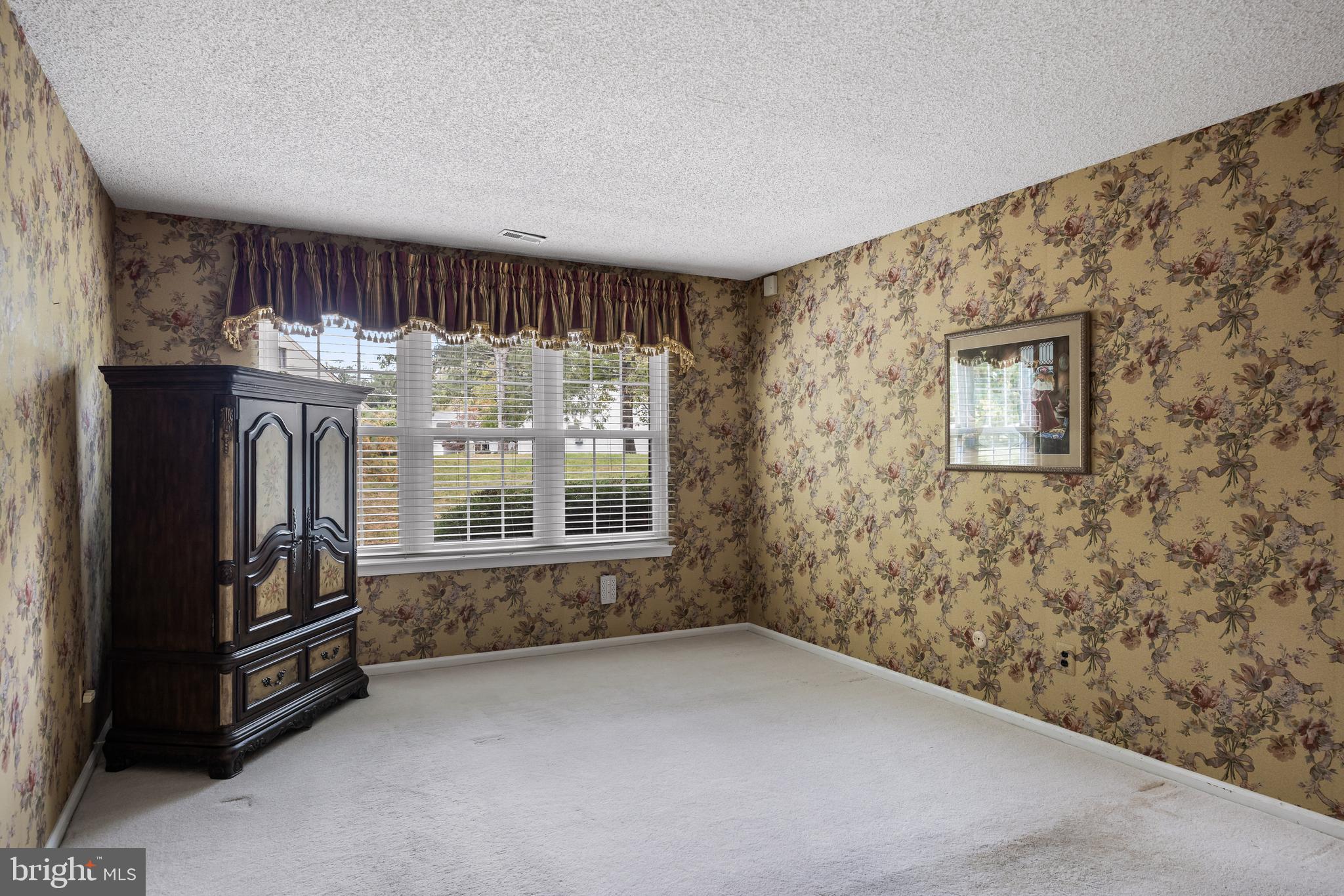 2 Nantucket Court Medford, NJ 08055 - Photo 18 of 32 Main bedroom suite