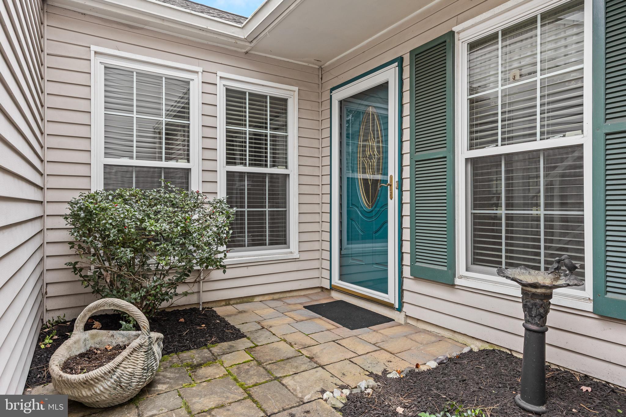 2 Nantucket Court Medford, NJ 08055 - Photo 4 of 32 Front entry into home