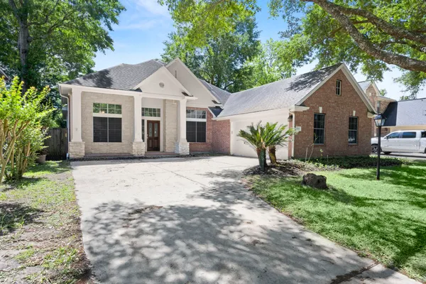 $375,000 | 2018 Copperwood Park Lane, Spring, TX 77386