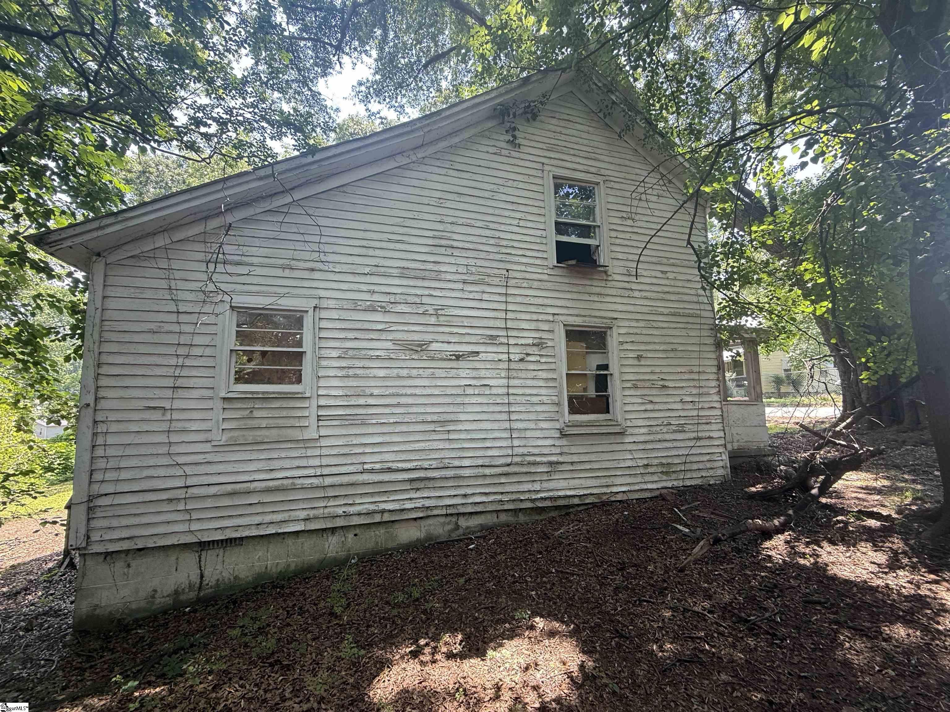121 Saluda Street Cowpens, SC 29330 - Photo 5 of 7