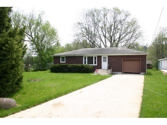 3348 Ellis Road Rockford, IL 61101 - Photo 1 of 8 Gallery Image 1