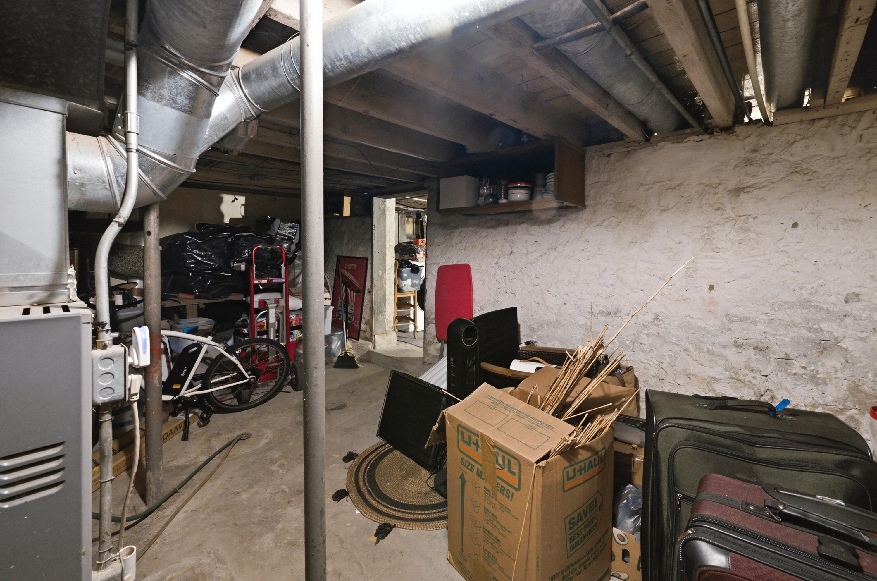 1827 Green Street Racine, WI 53402 - Photo 27 of 37 GreenSt_026
