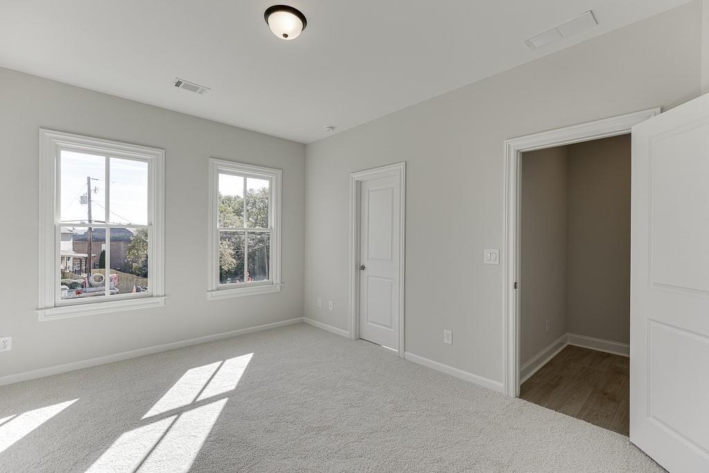 450 Thunder Road Buford, GA 30518 - Photo 37 of 81