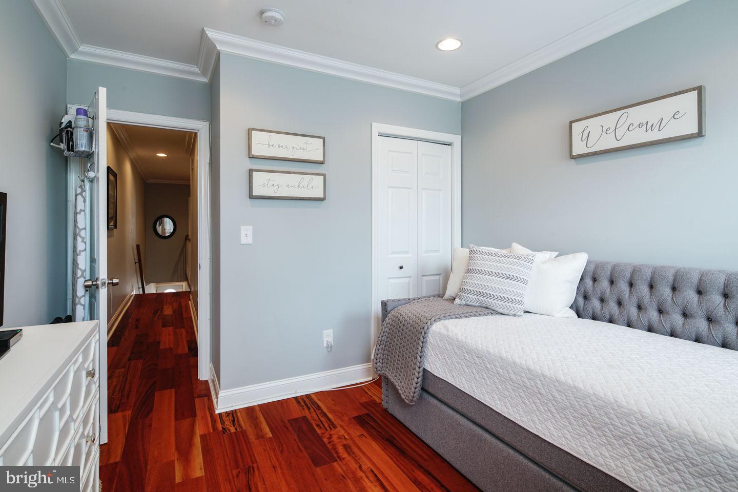 2139 Tasker Street Philadelphia, PA 19145 - Photo 16 of 33