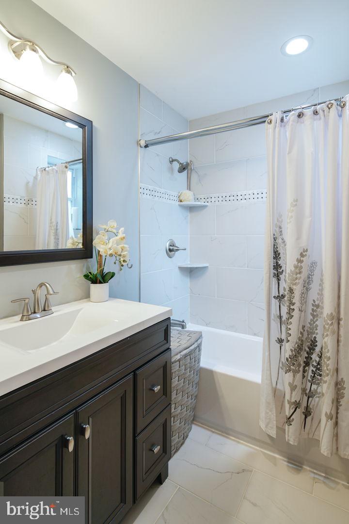 2139 Tasker Street Philadelphia, PA 19145 - Photo 21 of 33