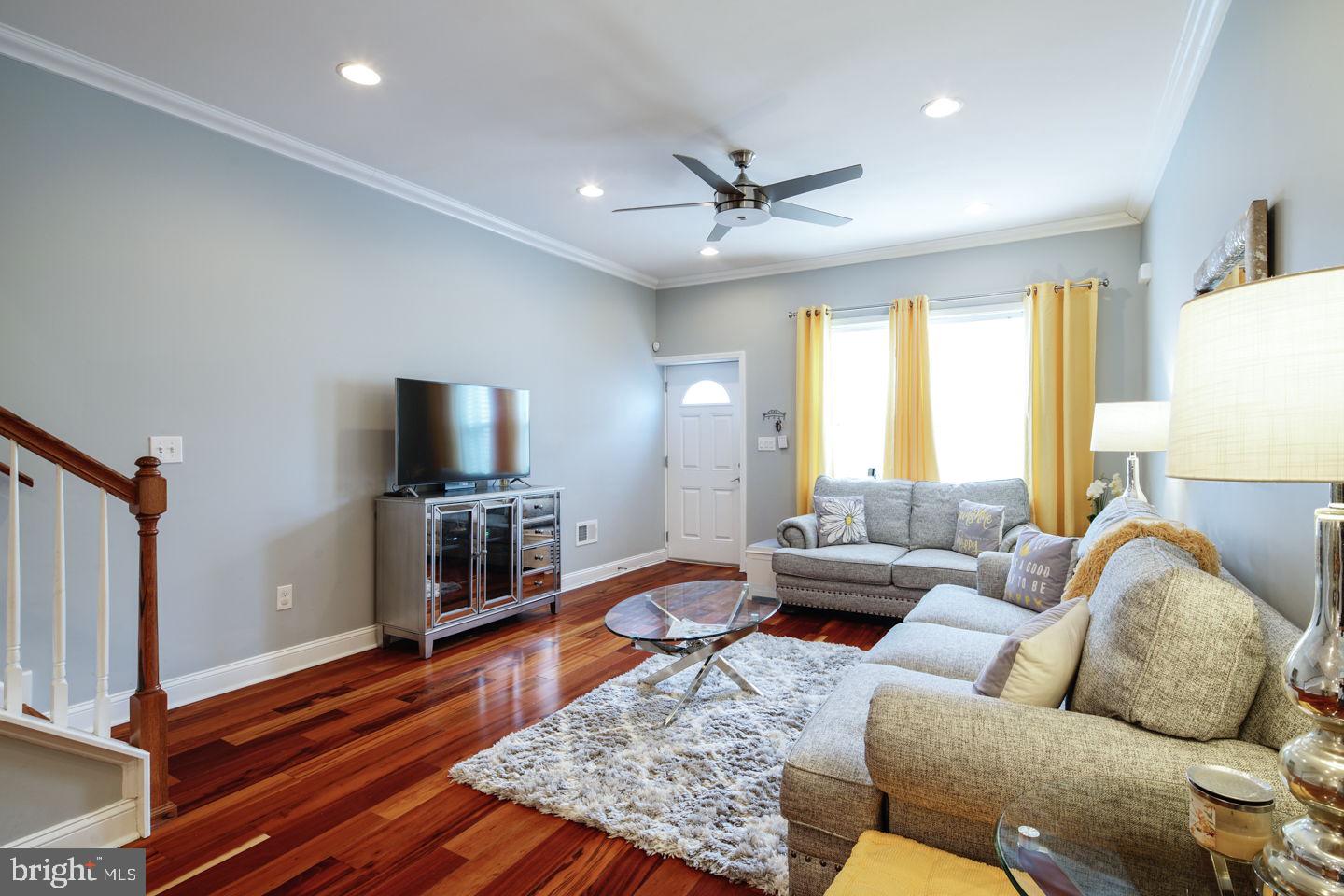 2139 Tasker Street Philadelphia, PA 19145 - Photo 6 of 33
