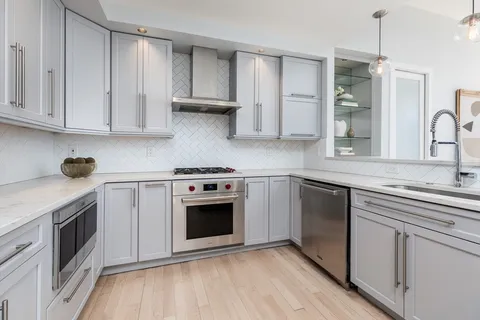 $1,599,000 | 1180-1200 Washington Street, Unit 315, Boston, MA 02118