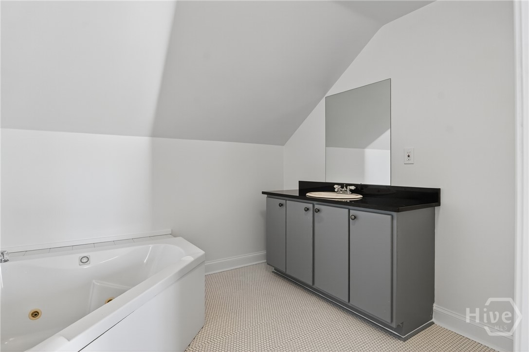 134 Mitchell Farm Road Colbert, GA 30628 - Photo 24 of 46 Primary Bath Up