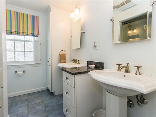 20 Adams Road Boxford, MA 01921 - Photo 12 of 16 Gallery Image 12