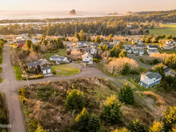 $185,000 | 1404 Riverview Drive, Pacific City, OR 97135
