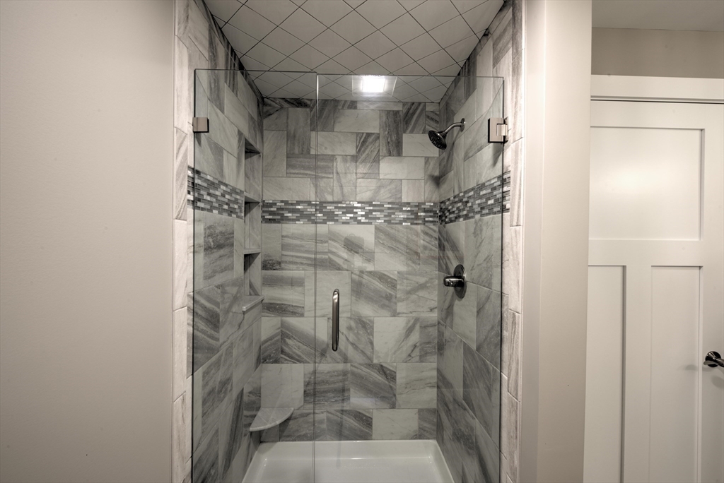 428 Bridge Road Northampton, MA 01062 - Photo 35 of 42 a bathroom with a shower
