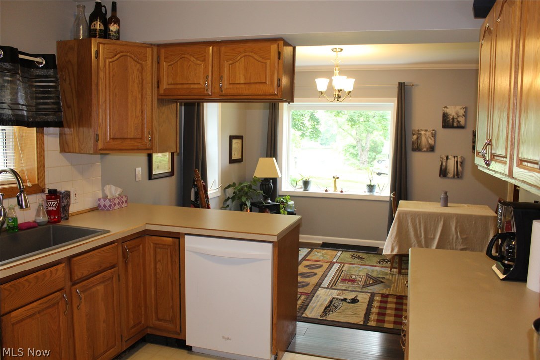 2157 Manor Road Uniontown, OH 44685 - Photo 10 of 22