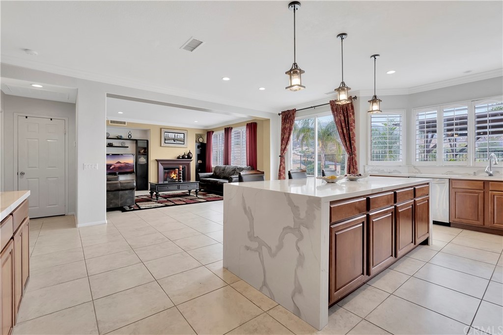 3426 Amethyst Street Corona, CA 92882 - Photo 19 of 72