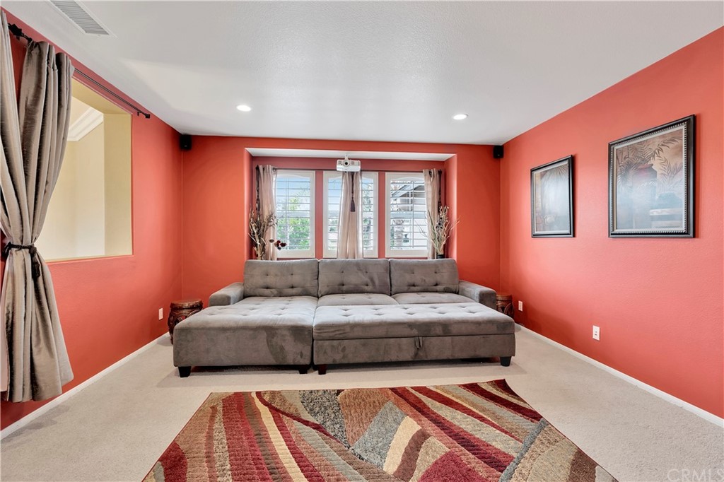 3426 Amethyst Street Corona, CA 92882 - Photo 42 of 72 a bedroom with two beds and a window