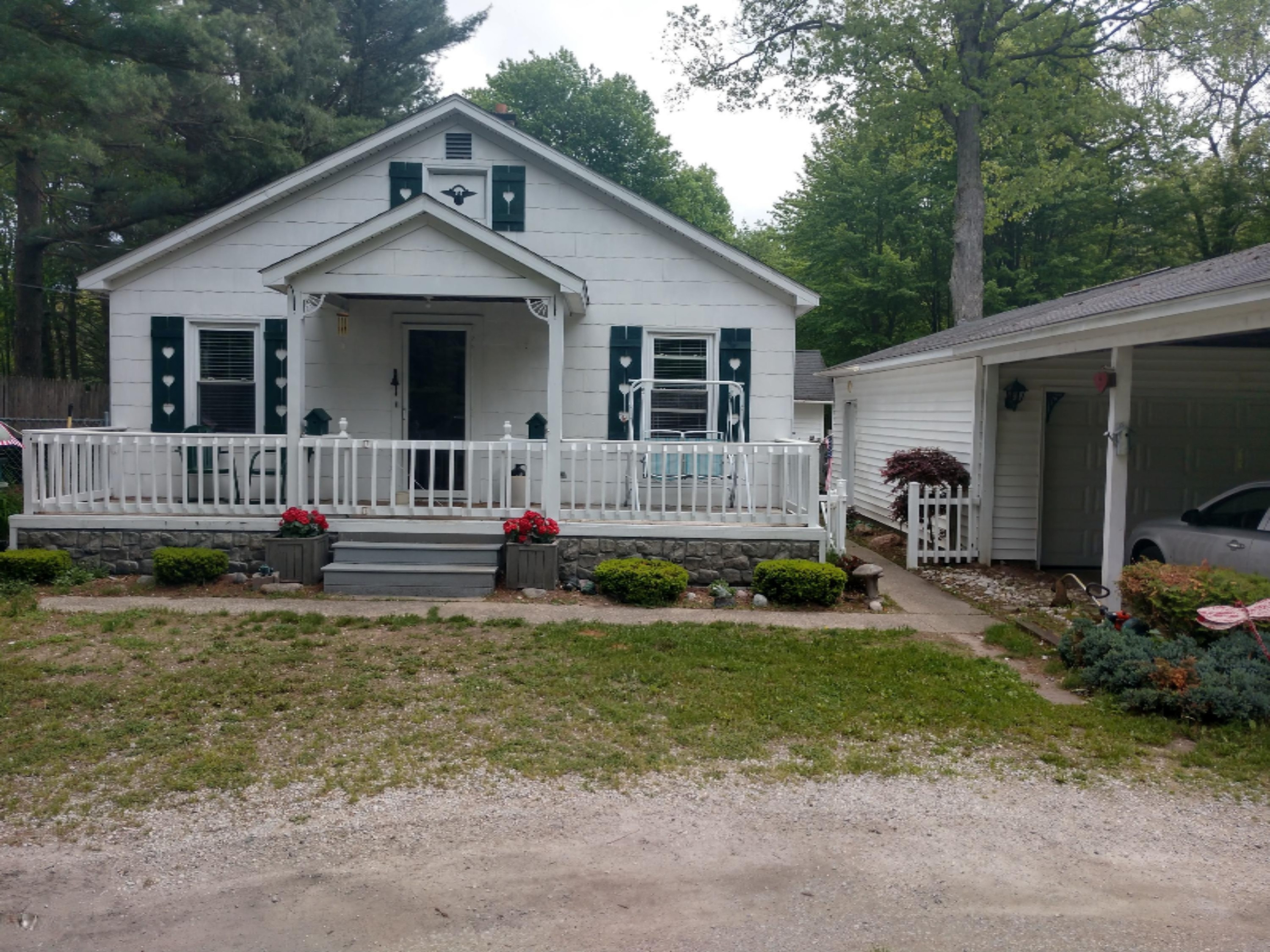 2708 Pillon Road Twin Lake, MI 49457 - Photo 2 of 17 IMG_20200528_124324917_HDR