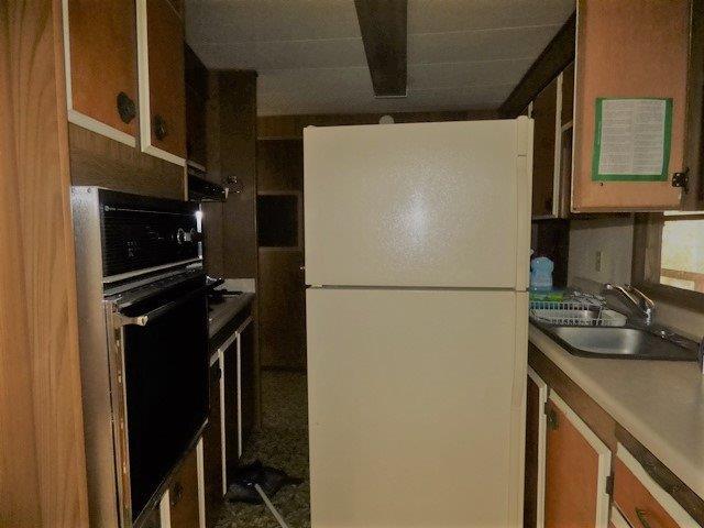 968 Wards Creek Road Rogue River, OR 97537 - Photo 27 of 33 Inside MH